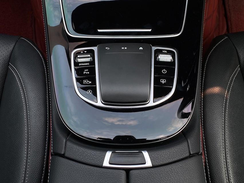 Mercedes Benz E220d AMG SPORT (facelift) รูปที่ 8