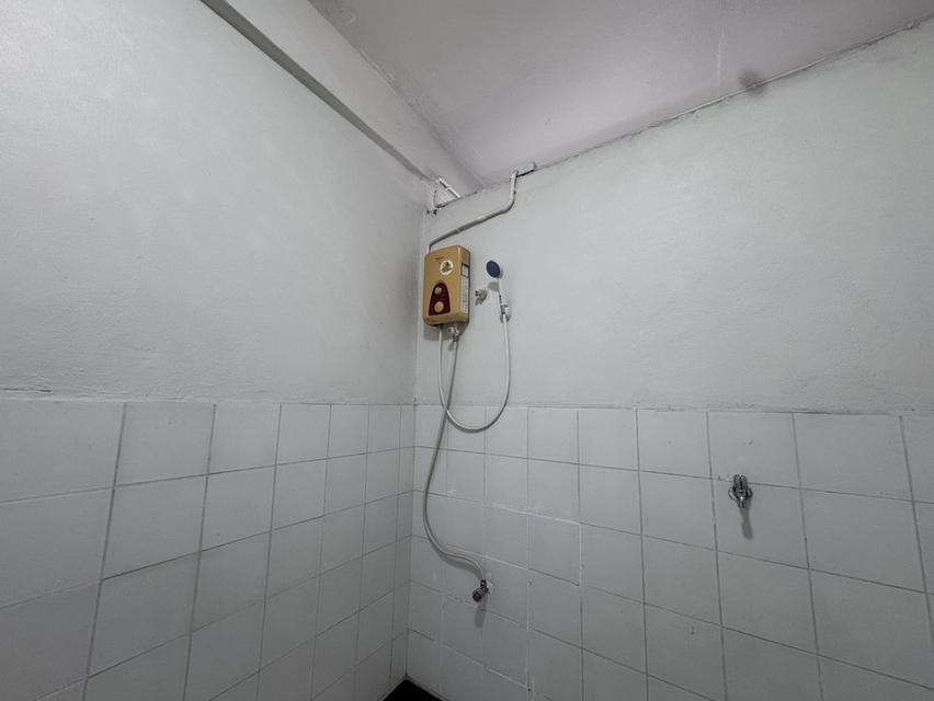 อาคารพาณิชย์ ลำปลายมาศ 17