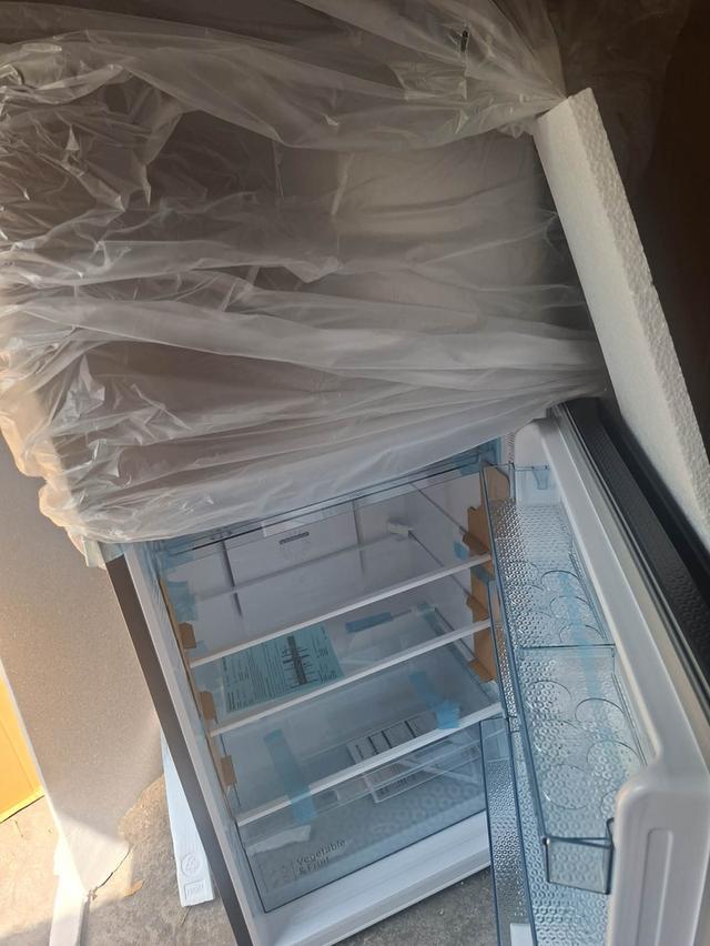 Hitachi ฮิตาชิ ตู้เย็น 2 ประตู 12.2Q 344 ลิตร รุ่น HRTN6379SXTH รูปที่ 4