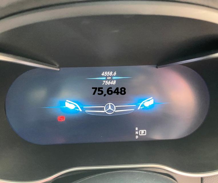 2019 MERCEDES BENZ C220d AMG Dynamic รถมือเดียว เบาะหนังแดง