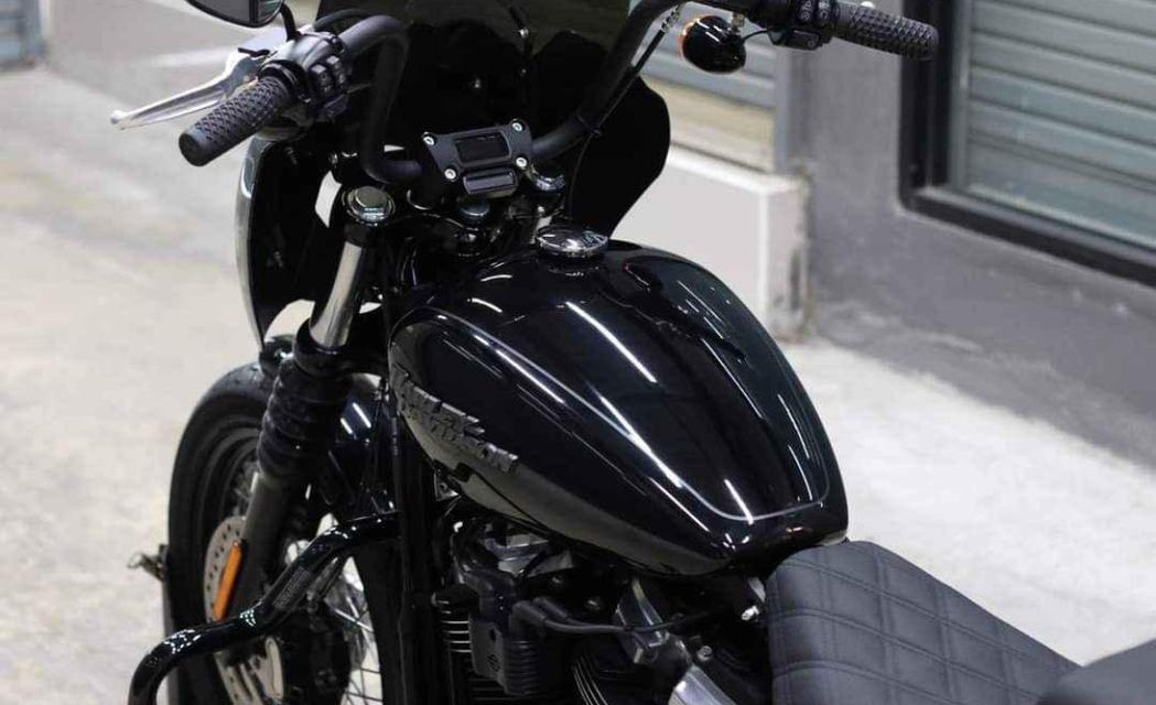 ขายรถสวย Harley Davidson Street Bob 2