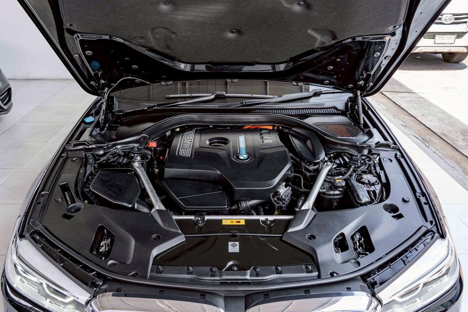 รหัสรถ NP8975 BMW 530e M SPORT ปีรถ : 2020 จด 2021 รูปที่ 16