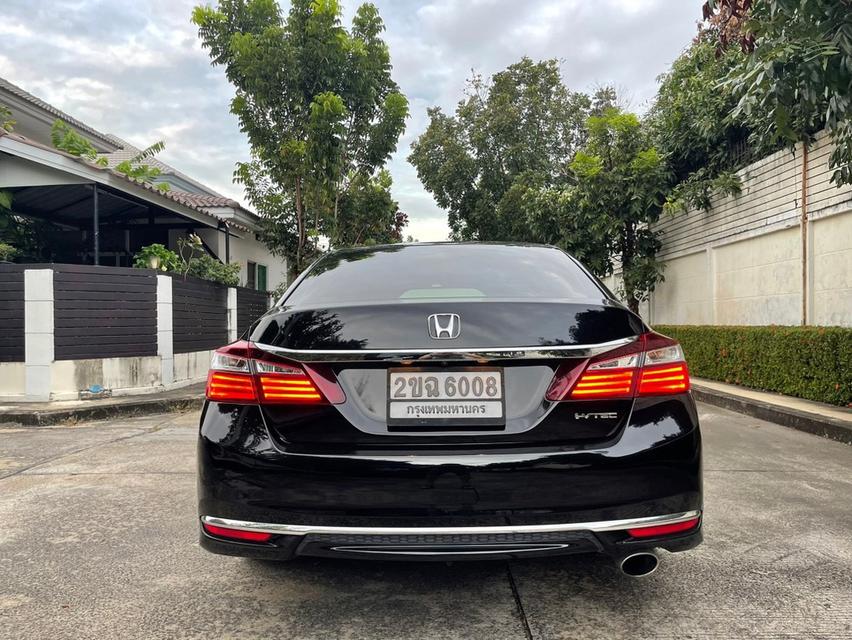 2018 HONDA ACCORD 2.0E auto bookครบ กุญแจครบ 17