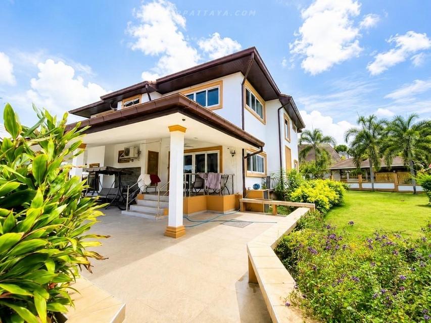 For Rent / For Sale — Spacious Pool Villa near Bang Saray and Sai Kaew BeachSpacious pool villa for rent or sale with a large land plot, 3