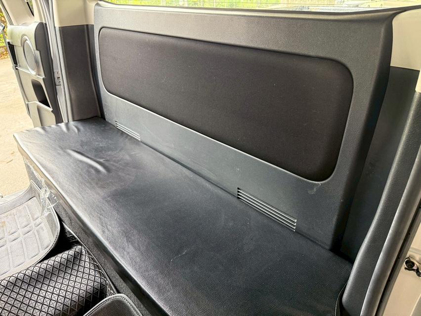 Toyota Revo 2.4j ZEdition Cab (เกียร์ธรรมดา) 18