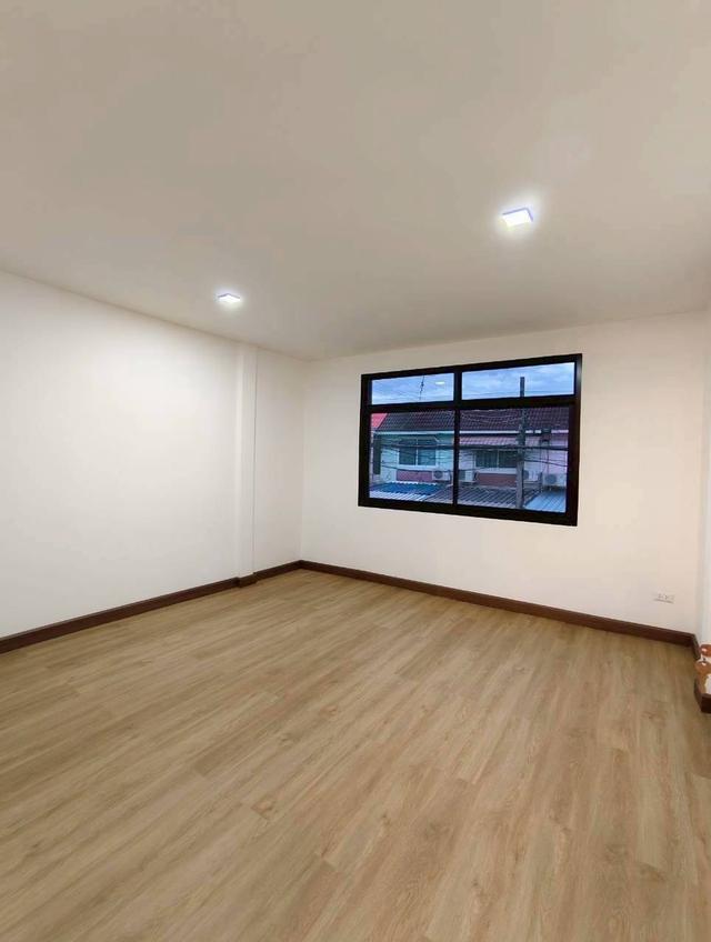 หมู่บ้านสมชายพัฒนา  15