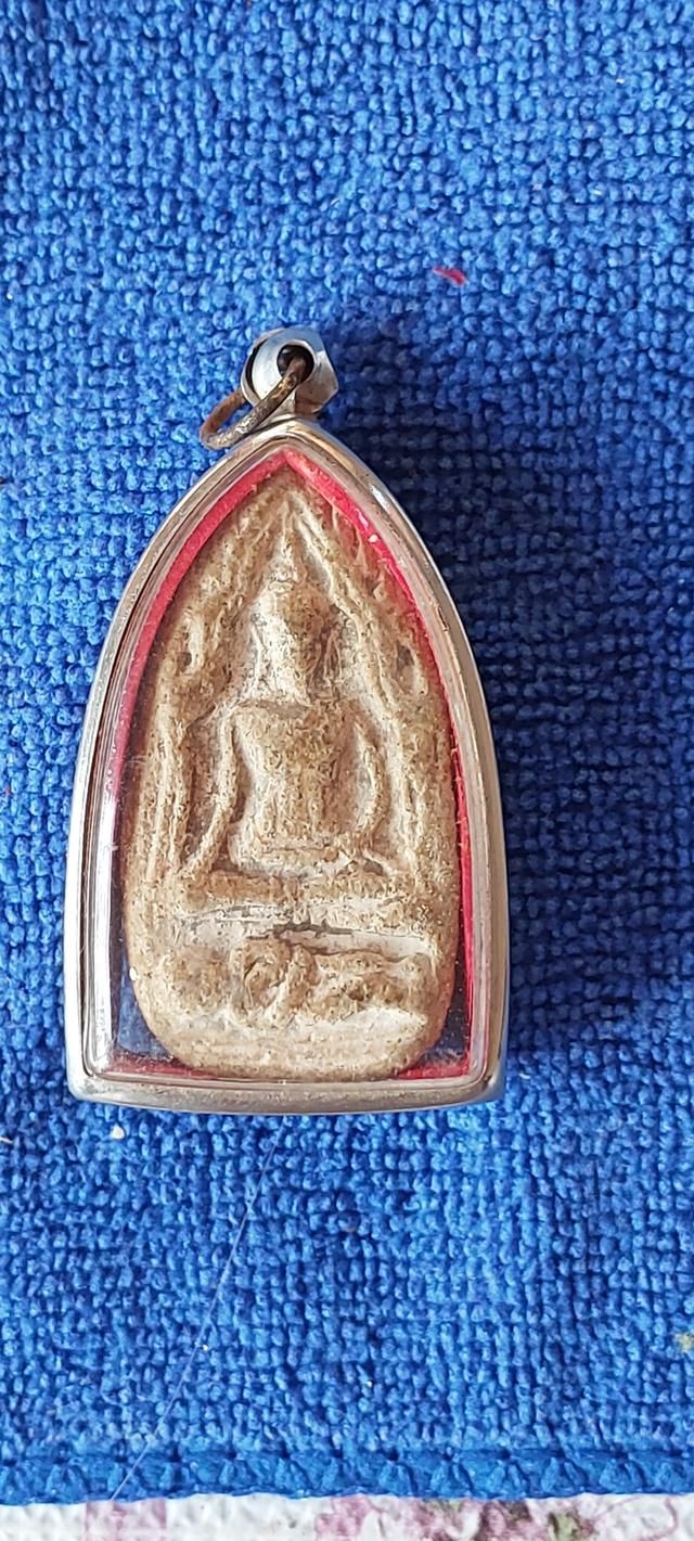 พระขุนแผนพิมพ์ไข่ผ่าซีก. กุมาร.ไม่ทราบเกจิอาจารย์หรือกรุที่ไหนแน่นอน