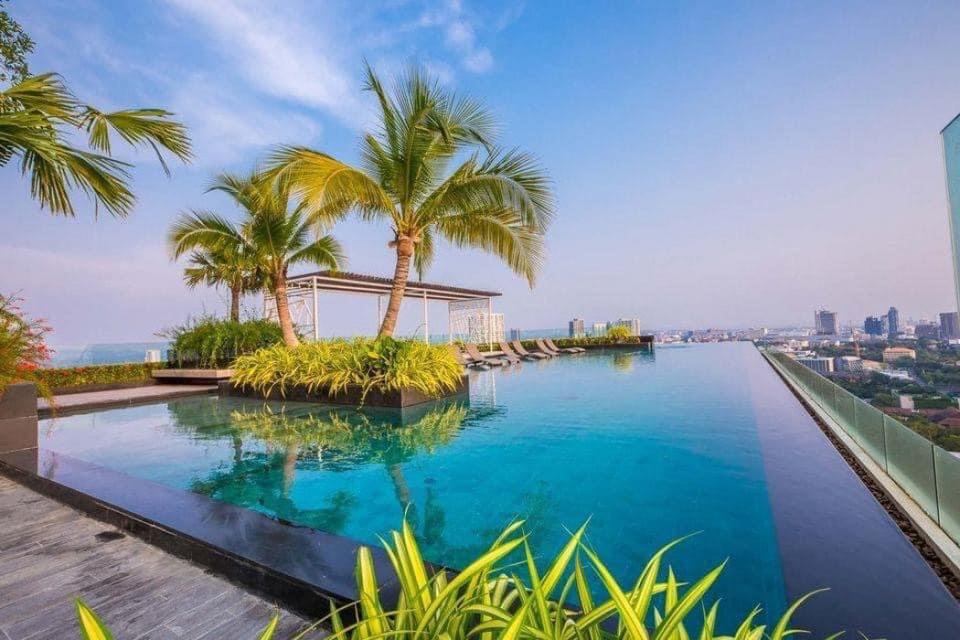 ขาย คอนโด พัทยา นาเกลือ HS070 วิวเมือง ชั้น 19 The Riviera วงศ์อมาตย์ 27 ตรม. มองเห็นทะเลได้ พร้อมผู้เช่า ห่างทะเลเพียง