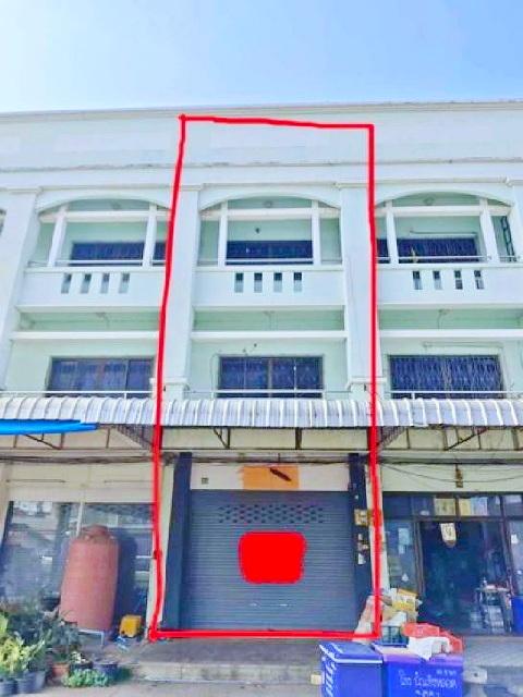 ปตท.ม.อุบลราชธานี 900 ม. วารินชำราบ อาคารพาณิชย์ 3 ชั้น 1 คูหา ติดถนนใหญ่ ทำเลทอง 3 นอน 3 น้ำ 1