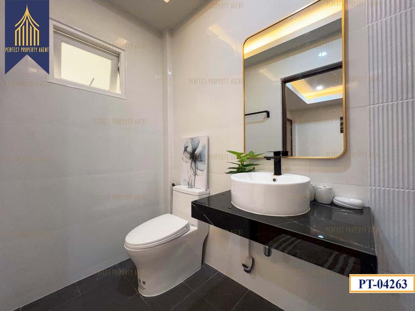 ขาย ทาวน์โฮมใจกลางเมืองพัทยาเหนือ สุขุมวิท แอลเค 2 นาทีถึง เทอมินอล 21 14