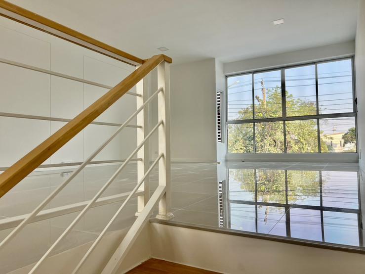 ขาย อาคารพาณิชย์ 3 ชั้น หน้ากว้าง 5.5 ม. ในซอยกันตนา นนทบุรี 5