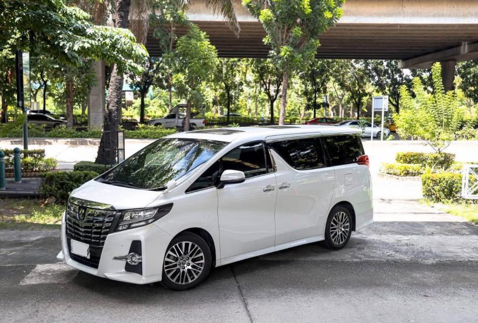 Toyota Alphard 30 รุ่น SC ปี 2017 รถมือสอง