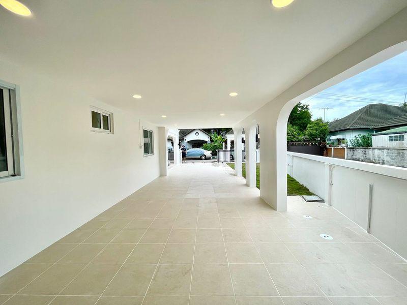 ปิดจองบ้านรีโนเวทใหม่ทั้งหลัง ทำเลติดทางออกมอเตอร์เวย์สาย7 ใกล้นิคมปิ่นทอง1 นิคมเครือสหพัฒน์ 8