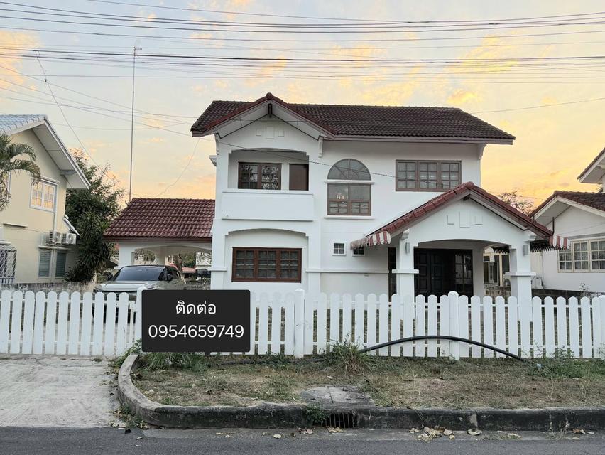 ให้เช่าบ้านเดี่ยว 2 ชั้น 86 ตร.วา อยู่ใกล้สุขุมวิท ใกล้แหล่งชุมชน เดินทางสะดวก 1