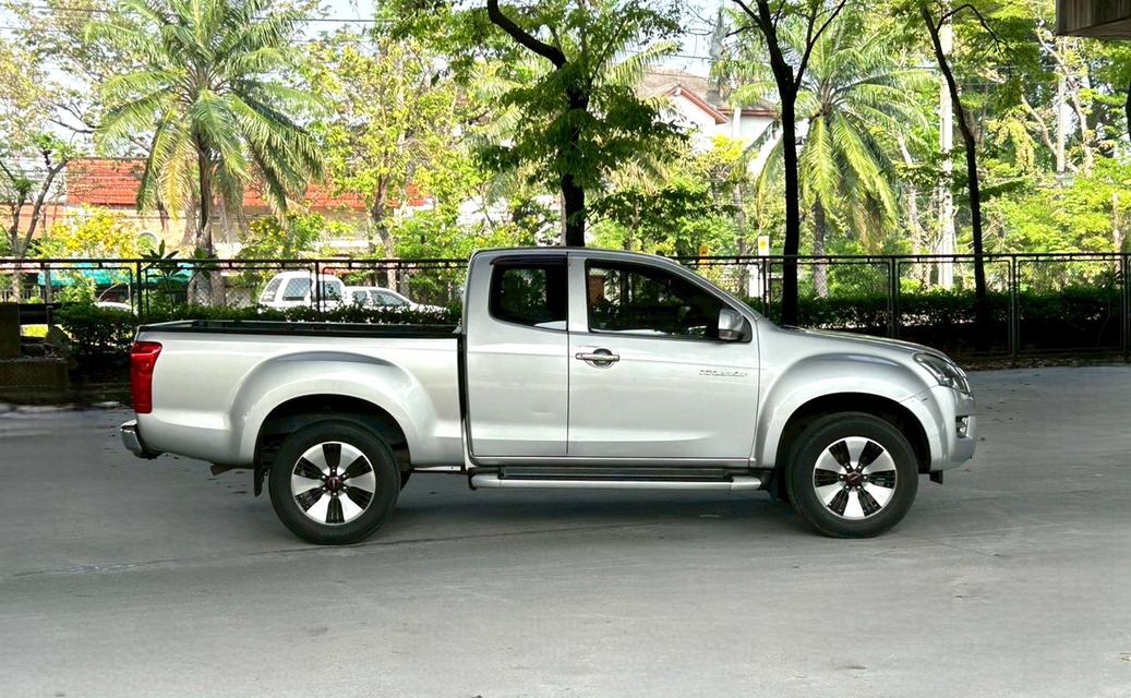 2015 Isuzu D-Max 2.5 Hi-Lander VGS Z เกียร์ MT รถสวยมือเดียว ฟรีดาวน์ รูปที่ 5