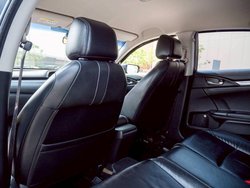 Honda Civic Fc E 2018 12