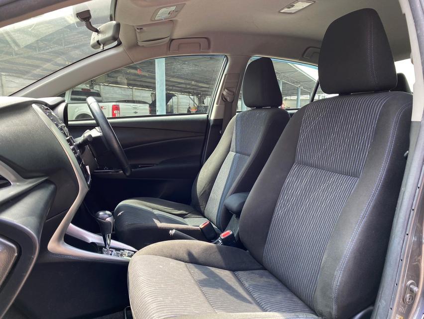 Toyota Yaris Ativ 1.2G CVT ปี2018 9