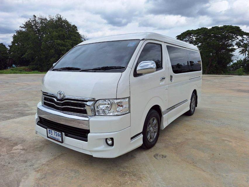 TOYOTA Ventury 3.0V 2018