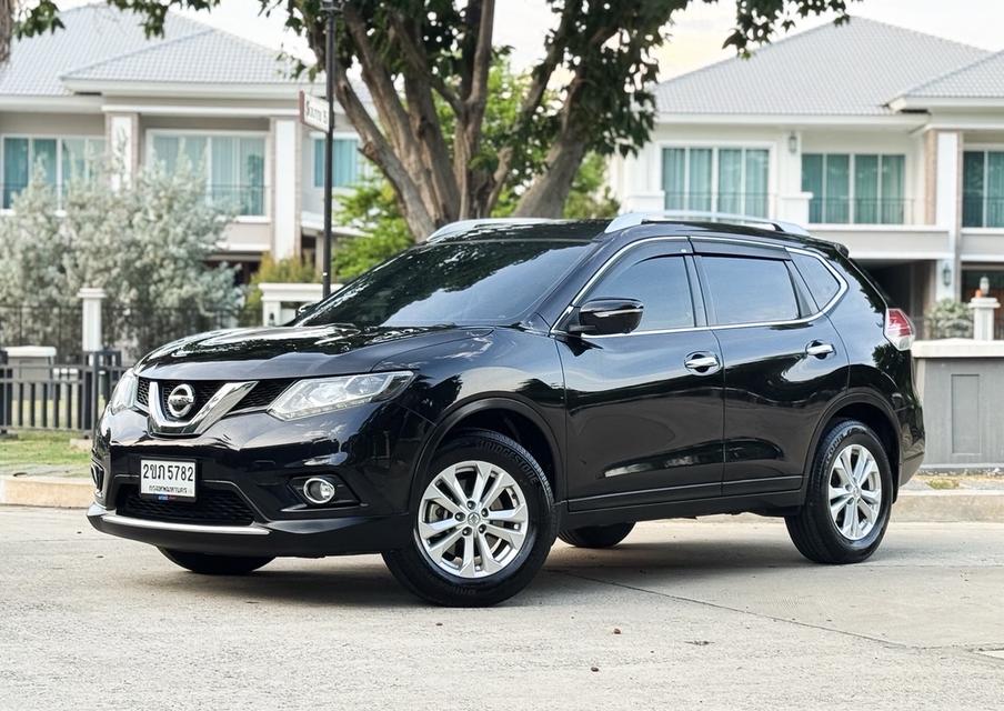 Nissan X-Trail 2.0 V 4wd Top สุด ปี 2016 ใช้น้อย ไม่เคยติดแก๊ส option เต็ม