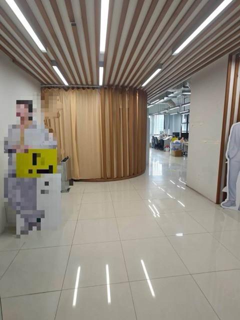 ให้เช่าพื้นที่สำนักงาน ขนาด 241 ตร.เมตร ชั้น 24 อาคารชำนาญ เพ็ญชาติ บิสเนส เซ็นเตอร์ พื้นที่ตกแต่งไว้แล้ว ใกล้ MRT พระราม 9 ที่จอดรถ 3 คัน 1