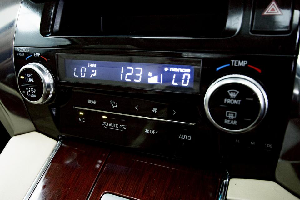 รหัสรถ 1D365 ALPHARD 2.5 HYBRID 2015 7
