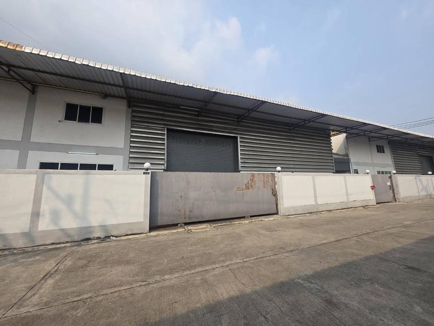 ขาย/เช่าโรงงาน ออฟฟิศ 2ชั้น ขนาด700 ตร.ม. ทำเลทองเหมาะต่อธุรกิจ ซอยยายแผ้ว (ซอยอยู่เจริญ3) 2