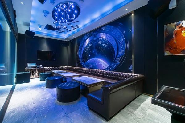 ปล่อยเช่า ผับ ไนต์คลับ (Nightclub) เซ้งอาคาร 3 ชั้น 2,100 ตรม. ทำเลใจกลางเอกมัย สามารถดำเนินธุรกิจต่อได้ทันที โทร 090-6360022 12