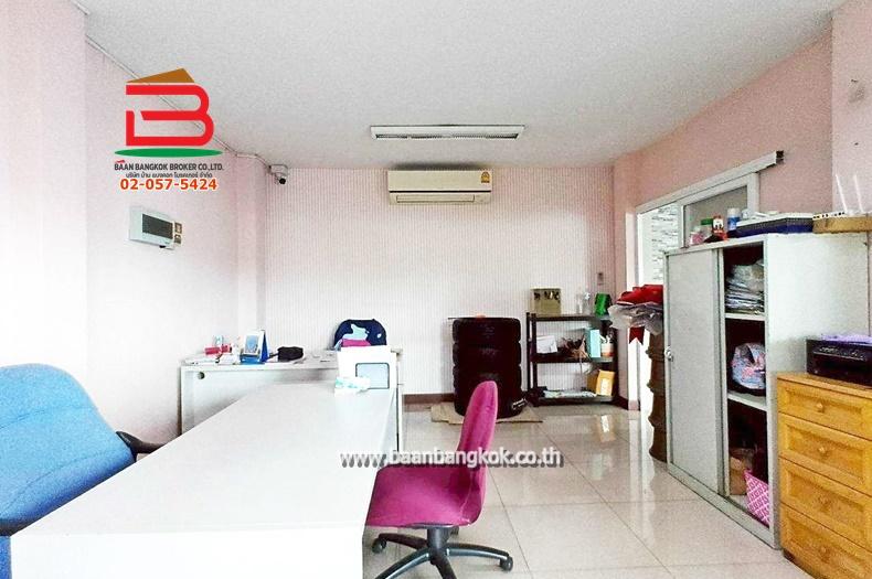 ที่ดินพร้อมสิ่งปลูกสร้าง แยกลำลูกกา คลอง 7 เนื้อที่ 262 ตารางวา ถนนลำลูกกา ตำบลลำลูกกา อำเภอลำลูกกา จังหวัดปทุมธานี 7