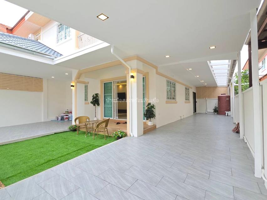 หมู่บ้านเอกวิน ถนนเลียบคลองสอง 2