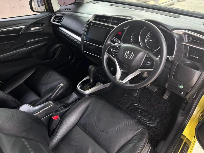 Honda Jazz 1.5sv ปี 2015 10