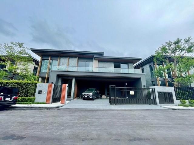 ศิรนินทร์ เรสซิเดนเซส บ้านหรู โครงการระดับ Super Luxury จาก สิงห์ เอสเตท พร้อมอยู่