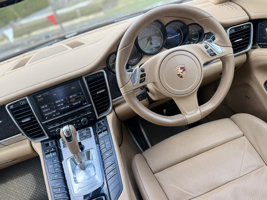 Porsche Panamera S Plug in e-Hybrid ( AAS) รูปที่ 18