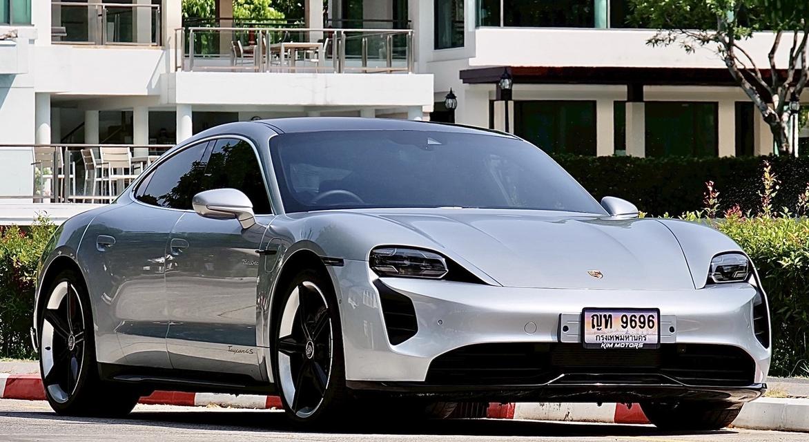Porsche Taycan 4S Electric