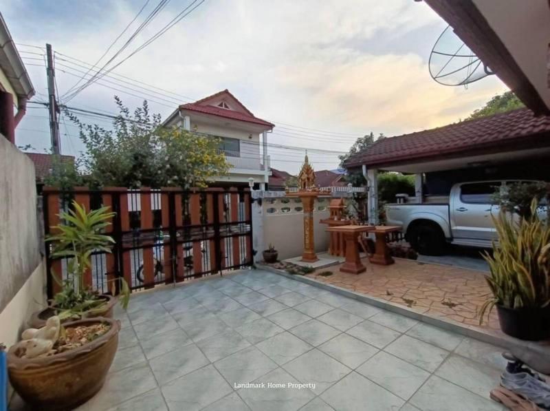 LM23-0105 ขายบ้าน 2 ชั้น สภาพดีพร้อมอยู่ หมู่บ้านสินธร รังสิต ปทุมธานี เนื้อที่ 42 ตรว 3นอน 2น้ำ 2