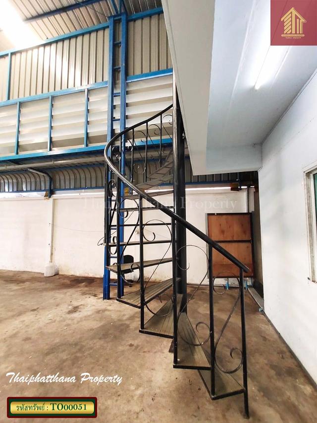 โกดัง พื้นที่สีม่วง พร้อมใช้ ซอยไทยประกัน ถนนเทพารักษ์ 15