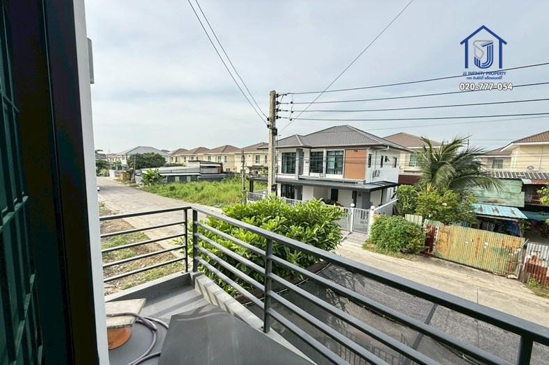 ขายทาวน์โฮม 2 ชั้น ซอยทรงพล 1 หลังมุม ลำลูกกา คลอง 2 ใกล้ BTS สถานีคูคต 12