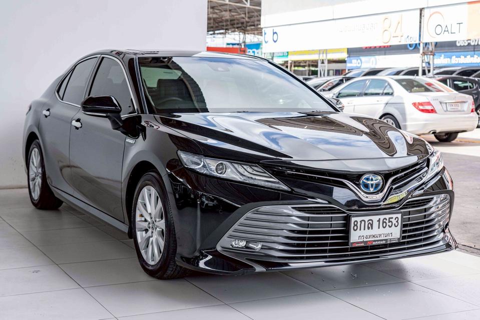 รหัสรถ NP1653 TOYOTA CAMRY 2.5HYBRID PREMIUM 2019