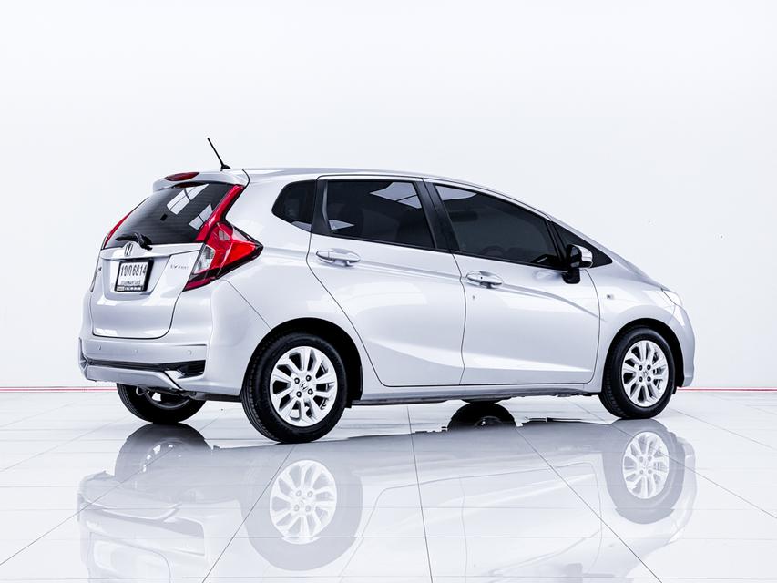 HONDA JAZZ 1.5 V ปี2021 สีเทา รูปที่ 5