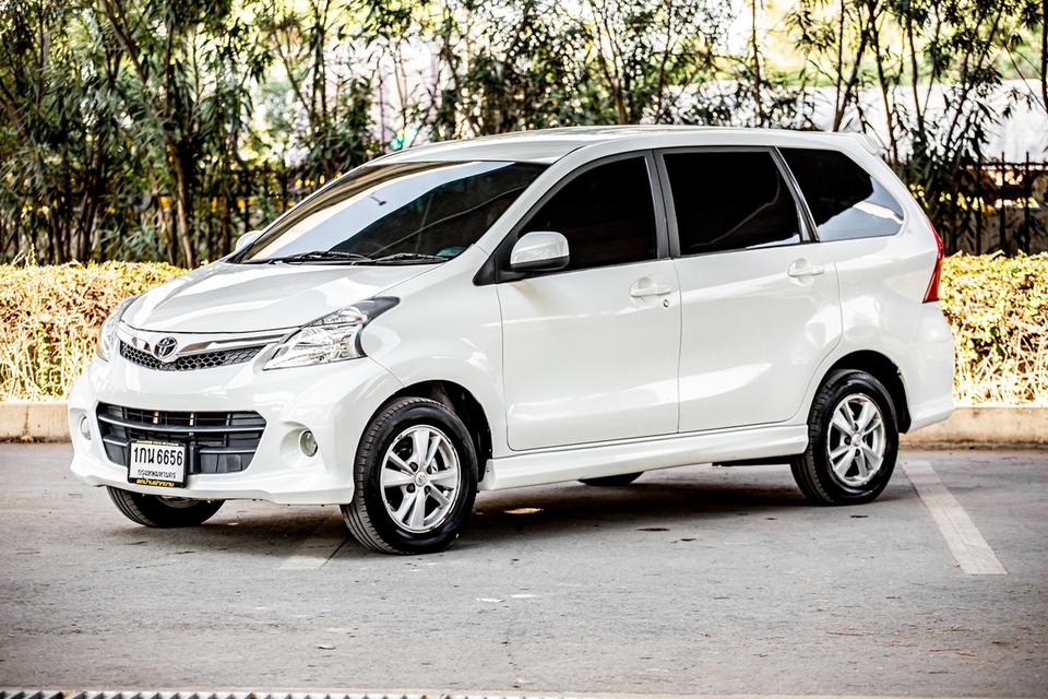 Toyota Avenza 1.5S ปี 2013 รุ่นท๊อปสุด สีขาว มือเดียวป้ายแดง 8