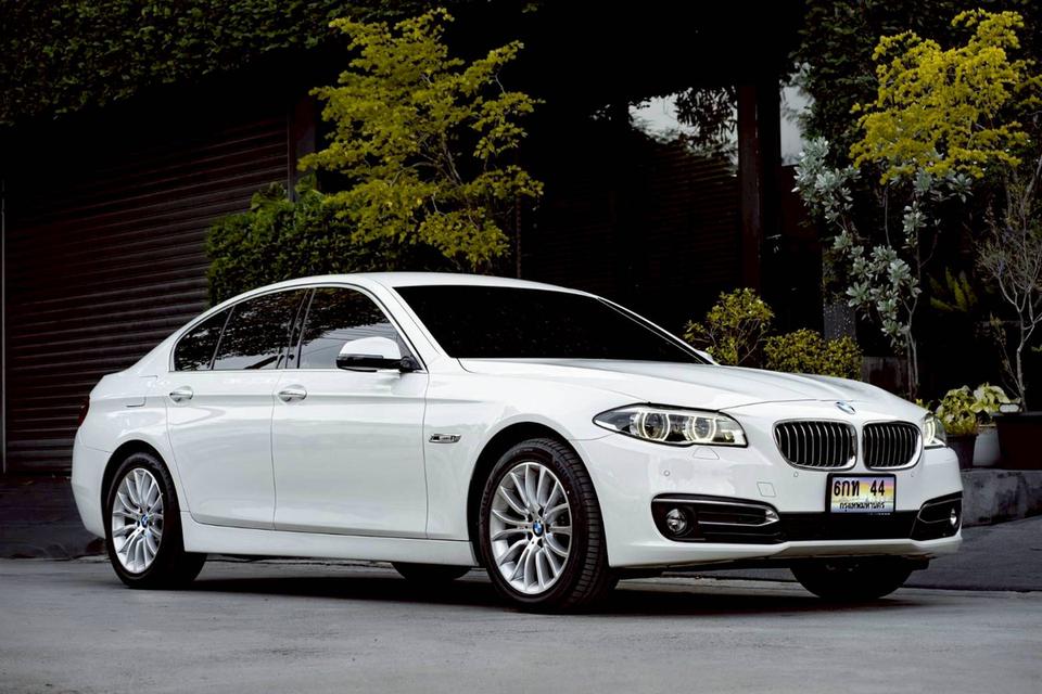 รหัสรถ PR44 📌BMW 528i Luxury Line (Model F10 LCI)