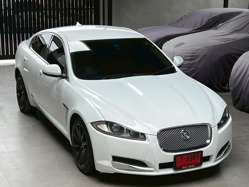 Jaguar XF 2.2 Sedan