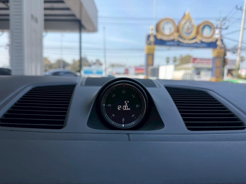 รหัสรถ KPV53 2021 Porsche Cayenne E-Hybrid SUV สีดำ ภายในแดง รูปที่ 10