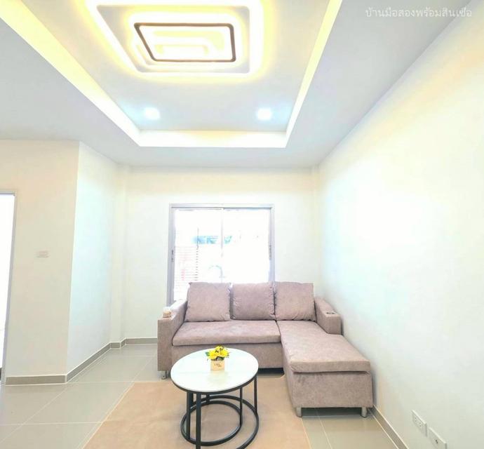 หมู่บ้านราชพฤกษ์ ฉลองกรุง 5