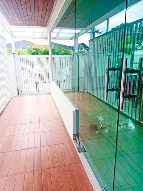 ตลาดบองมาร์เช่ 290ม. รถไฟฟ้าวัดเสมียนนารี 1.4กม.ให้เช่าอาคารสำนักงาน 4ชั้น 320ตร.ม.38ตร.วา เซ็นทรัล ลาดพร้าว 1.8 กม. 6