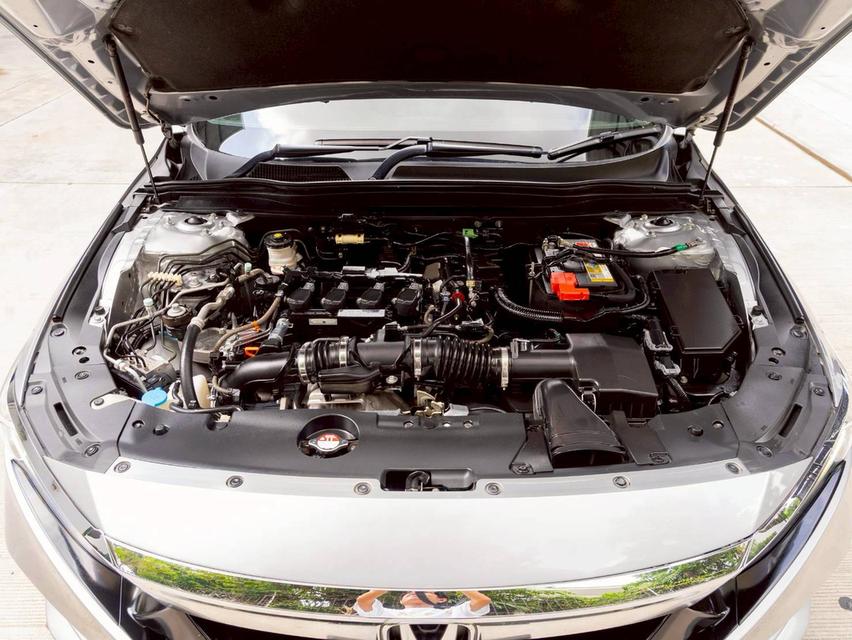 Honda Accord 1.5 TURBO EL ปีจด 2019 7
