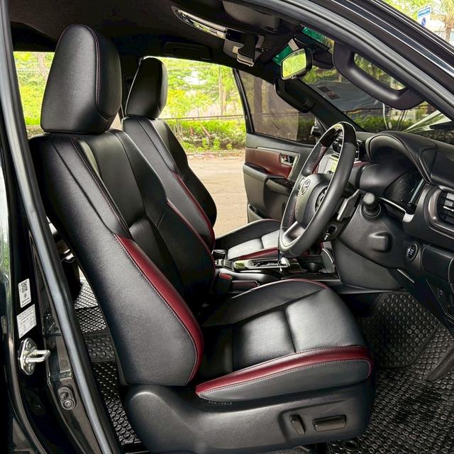 Toyota Fortuner 2.8 Legender 2WD AT ปี 2022 รถสวยมือเดียว 14
