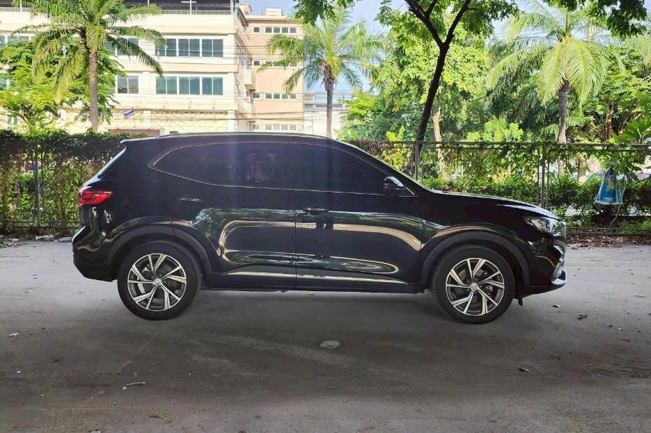 MG HS PHEV 1.5 X sunroof AT ปี 2021