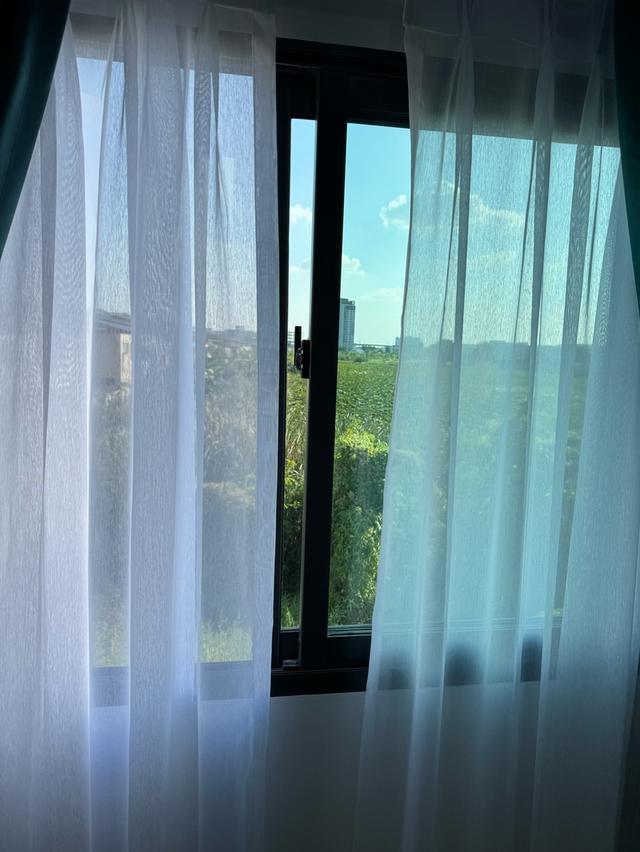 ขายบ้านด่วน pleno รามอินทราบางชันสเตชั่น 2 วิวหลังบ้านติดบึงบัว สนใจติดต่อ 089-2031188 2