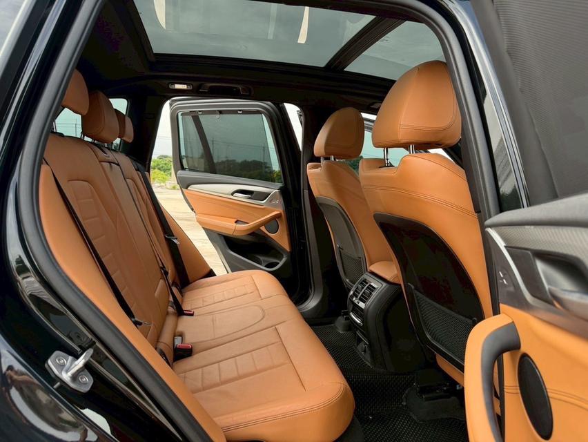 รหัสรถ AP44 BMW X3 xDrive20d M Sport ปี 20 สีดำ 10