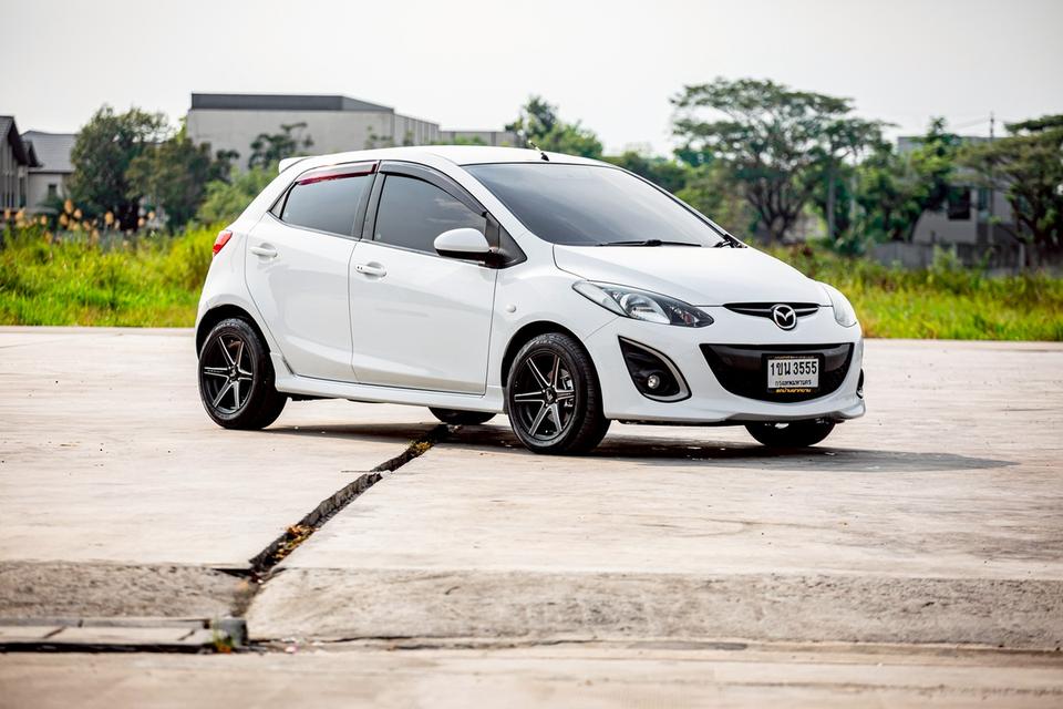 Mazda2 1.5 Spirit Sport สีขาว ปี 2011 รูปย่อยที่ 4